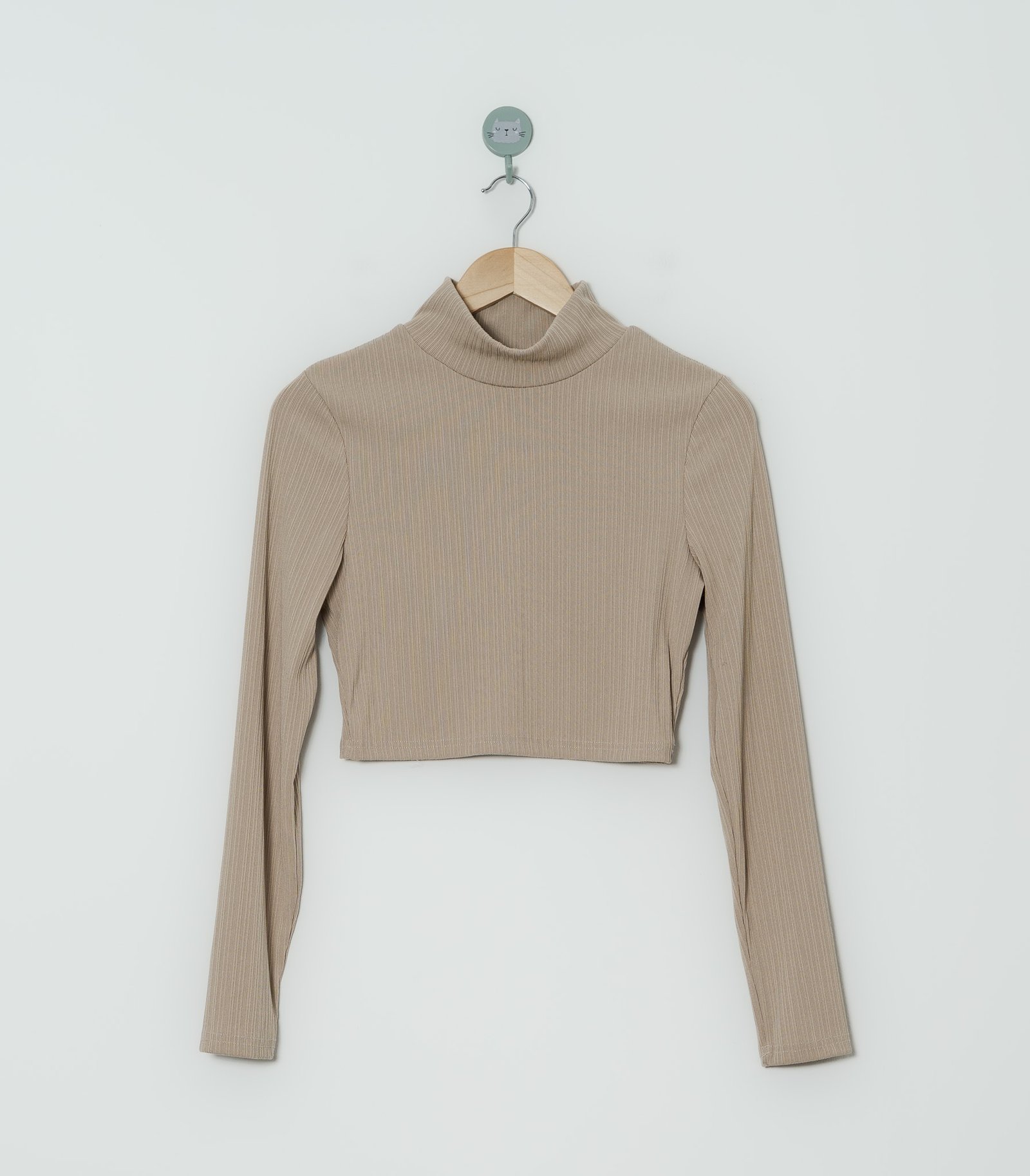 BUZO BEIGE  SHEIN  L