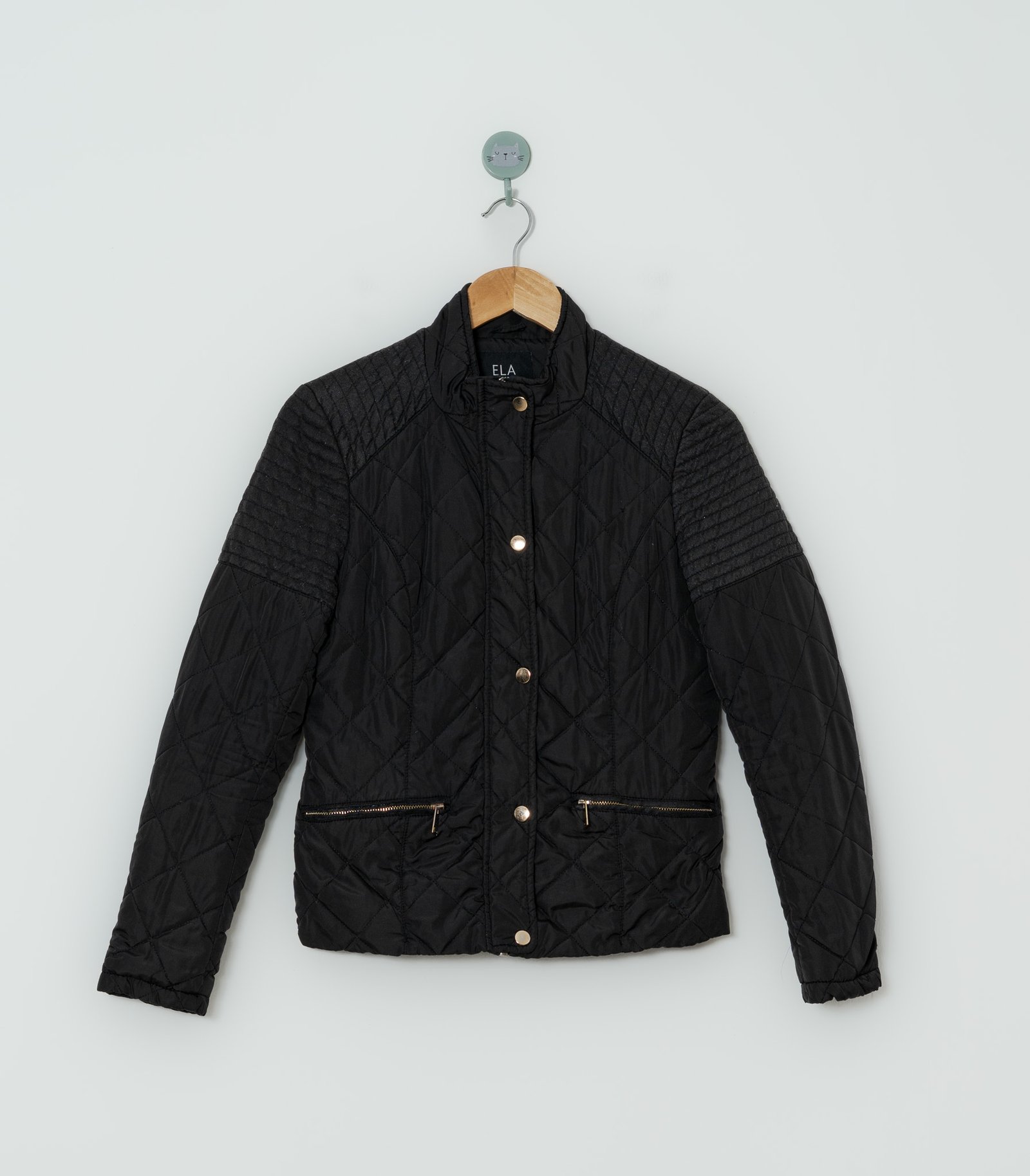 CHOMPA NEGRA  ELA  S