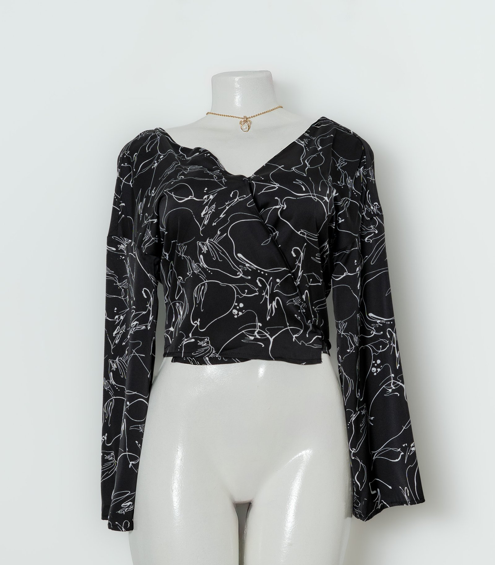 CROP TOP NEGRO  SHEIN  S