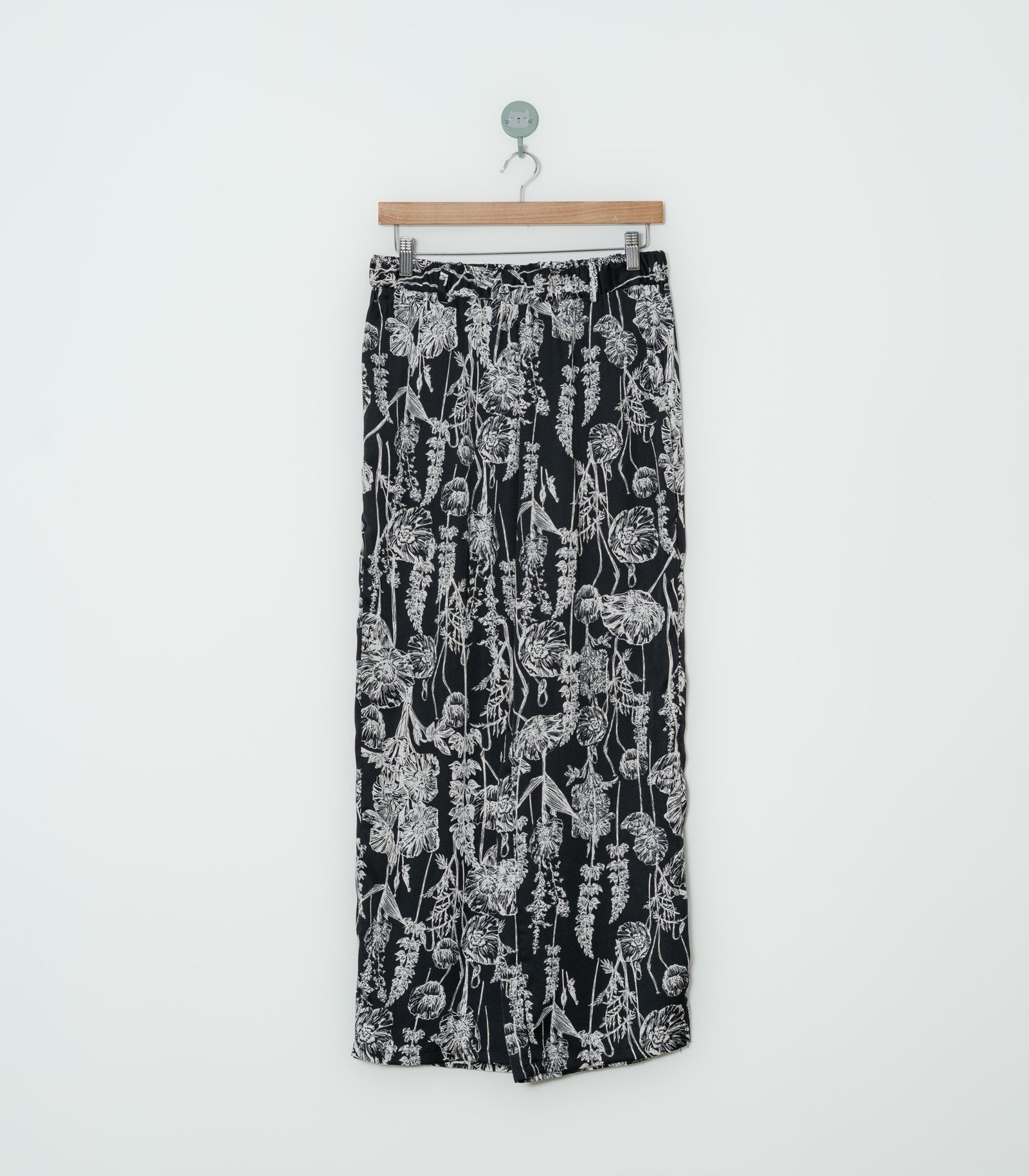 PANTALÓN NEGRO FLORES  ZARA   L