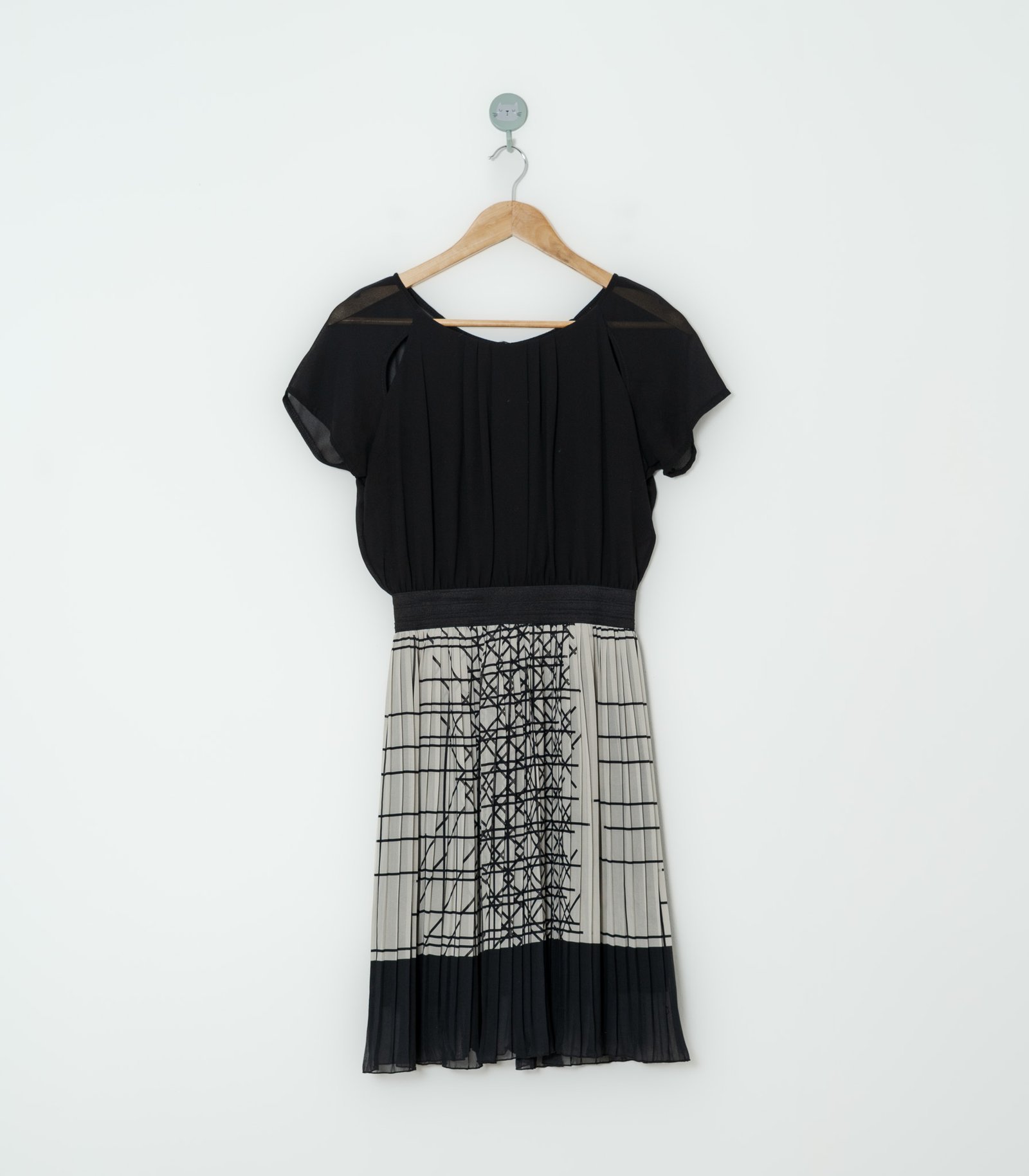 VESTIDO NEGRO BEIGE  RINASCIMIENTO  S