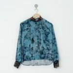 BLUSA AZUL FLORES  ZARA  M