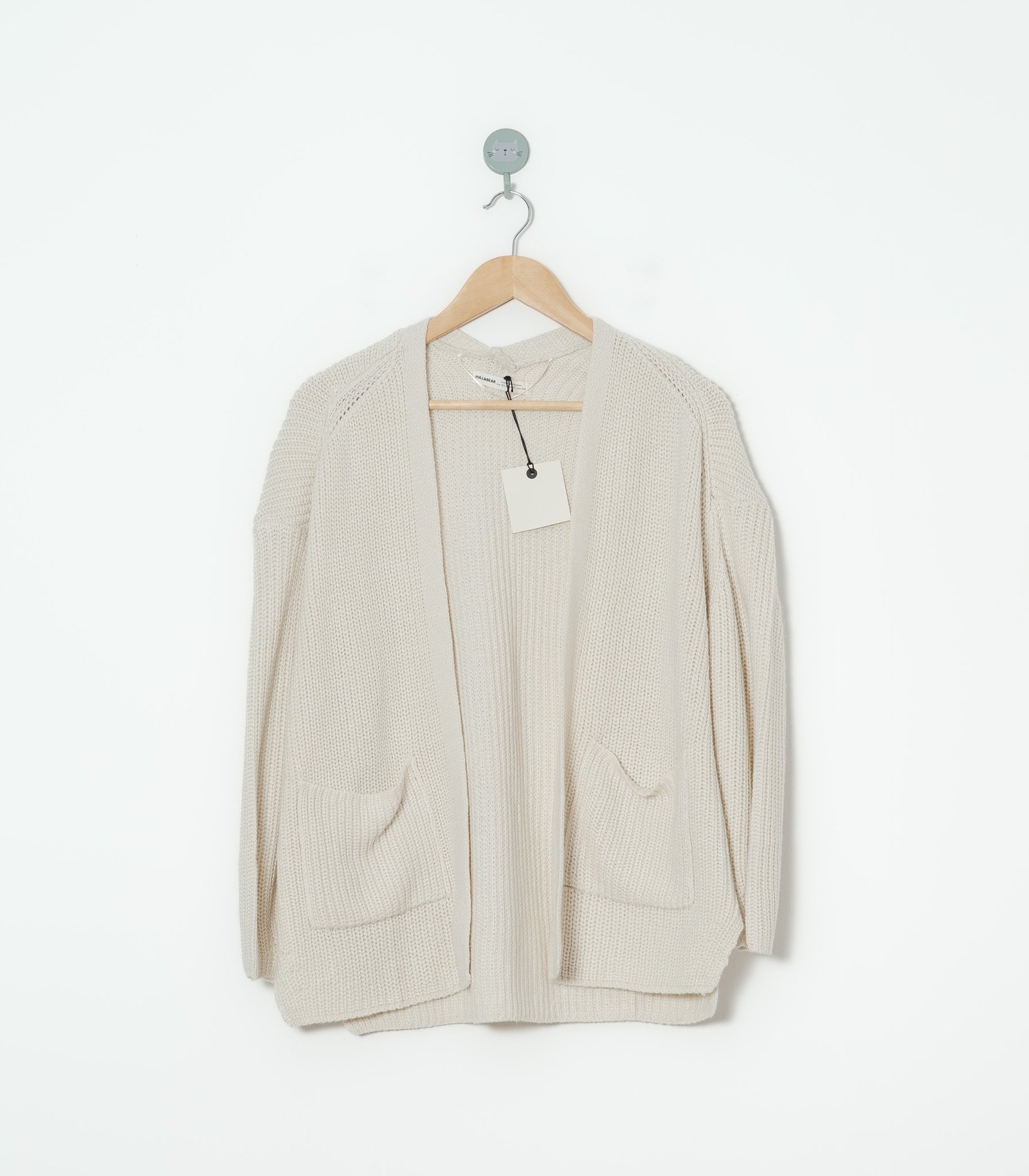 Nuevo Cárdigan  Pull and Bear  XS/S