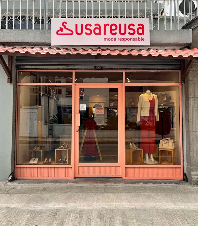 Usa Reusa Tienda de ropa Second Hand Quito Usa Reusa Tienda de ropa Second Hand Quito