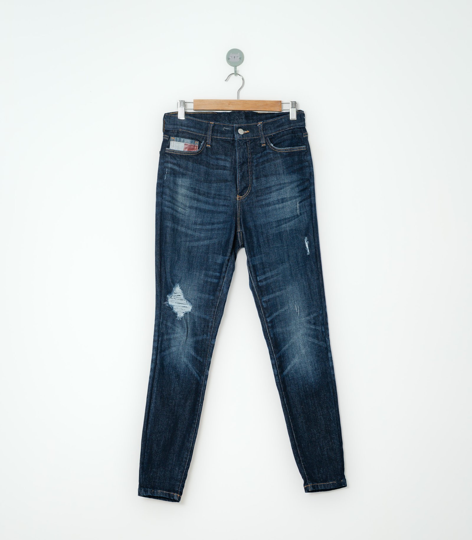 Jean  30