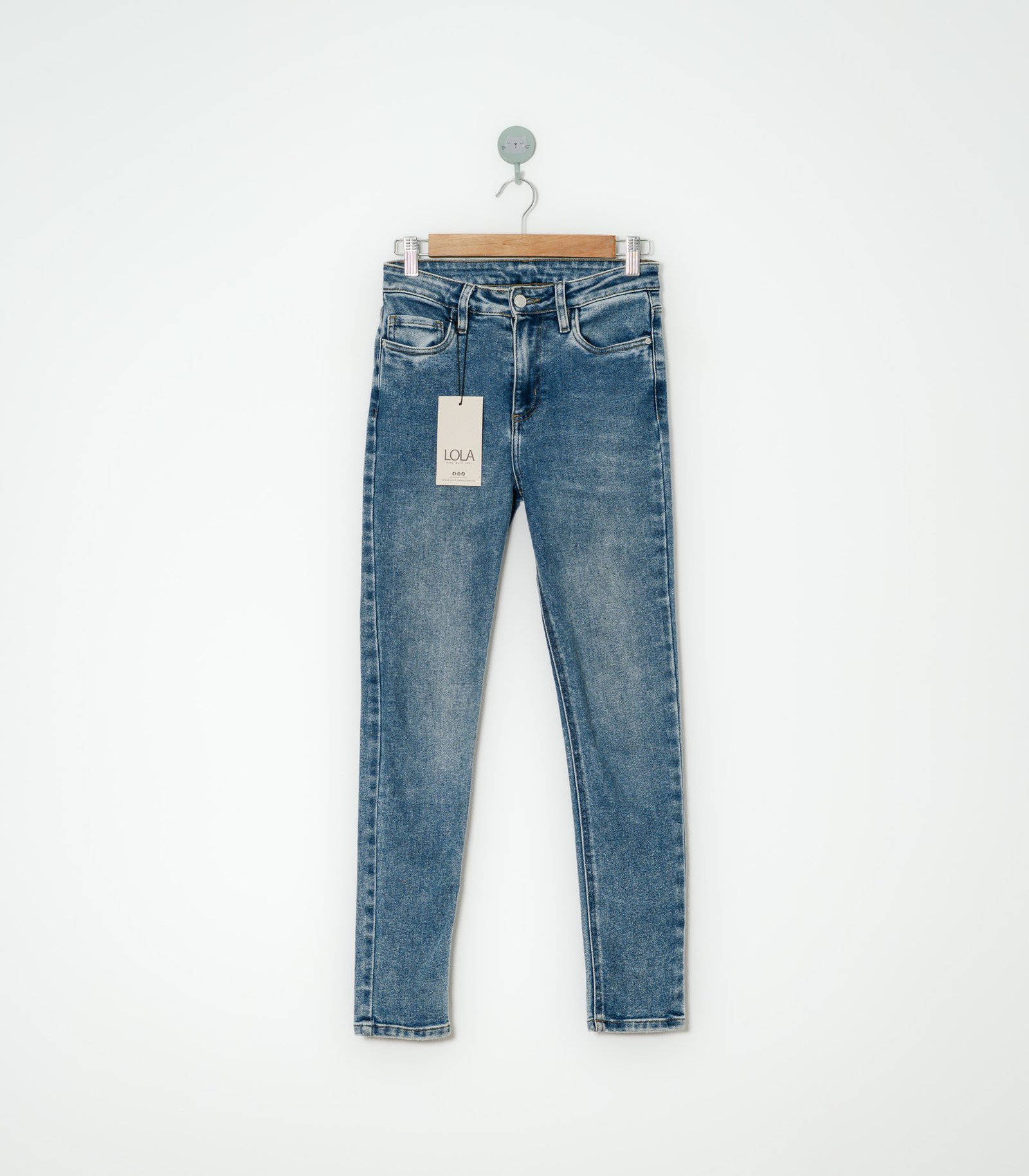 Nuevo Jean  Lola  04