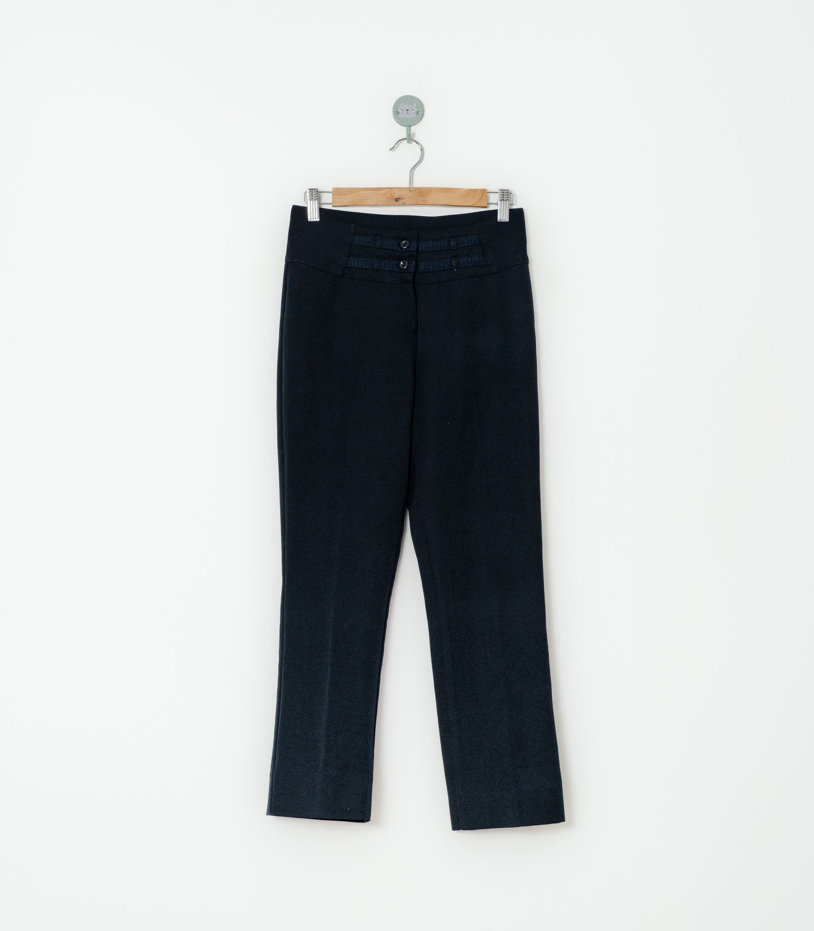 Pantalón  06